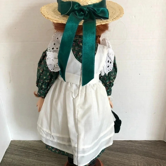 Vtg Anne of Green Gables Porcelain Doll - Picture 5 of 11